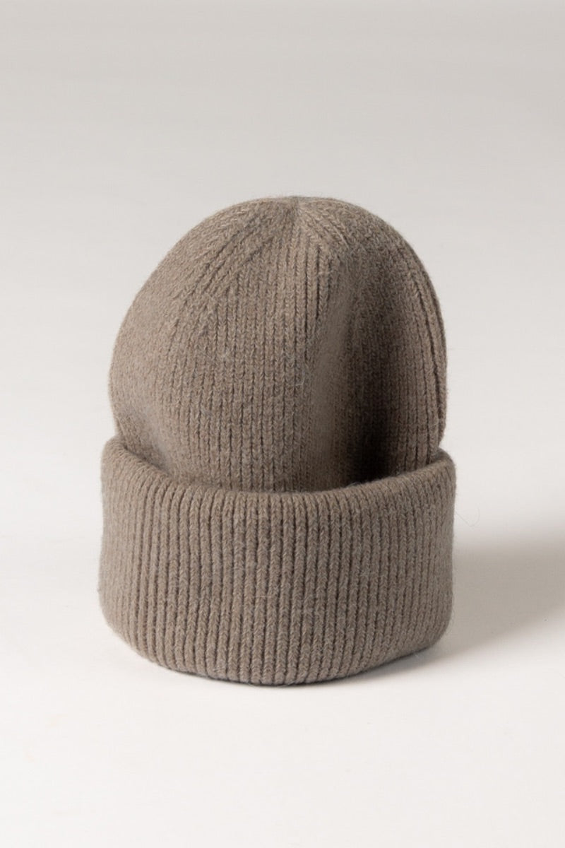 Lyla & Luxe - Apres Hat in Camel