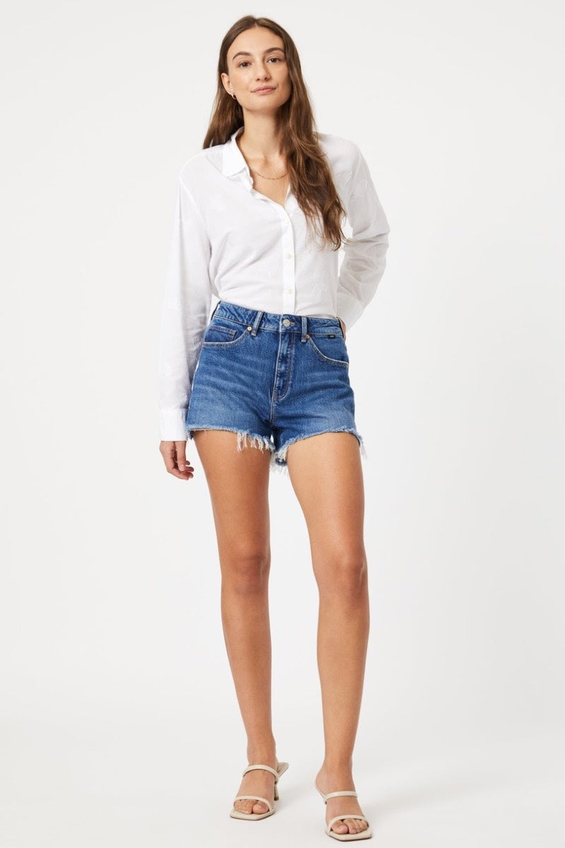 Mavi - Rosie Boyfriend Shorts in Mid Brushed  Recycled Blue