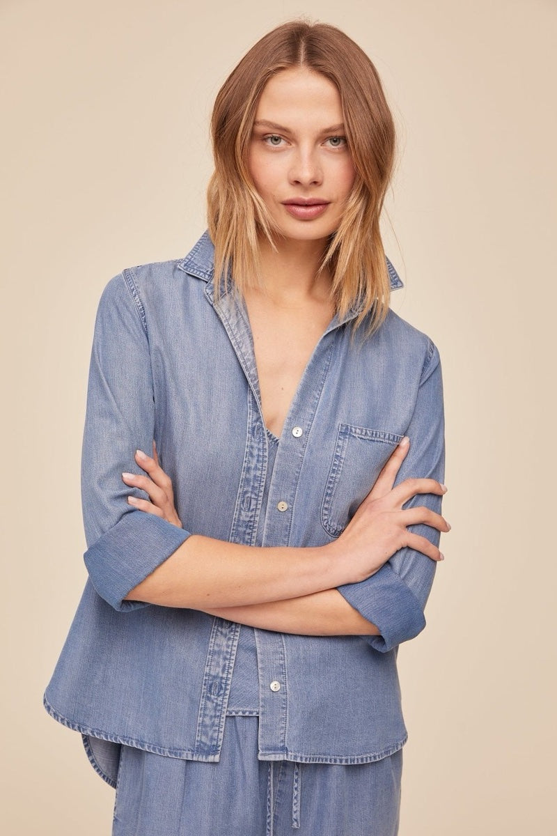 Bella Dahl - Shirt Tail Button Down in Indigo Harbor Wash