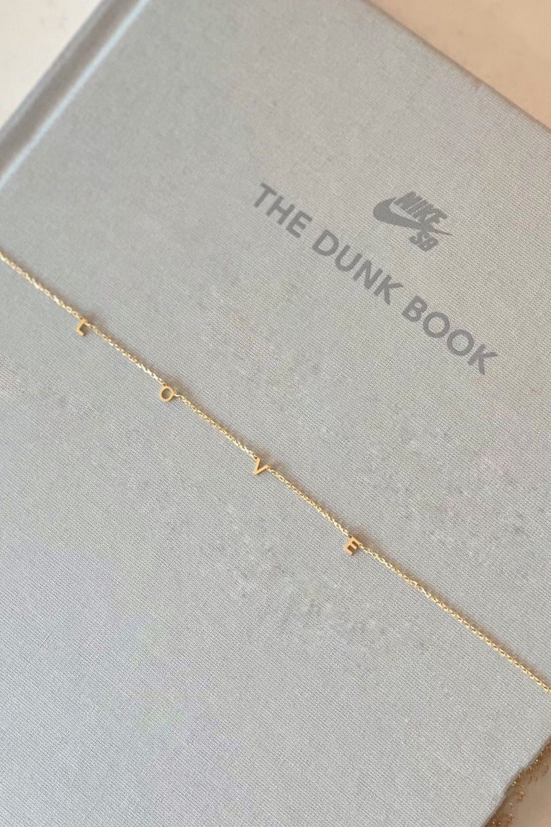 Moda - Dainty Love Necklace in 18K Gold Vermeil (Model shot shown in silver)
