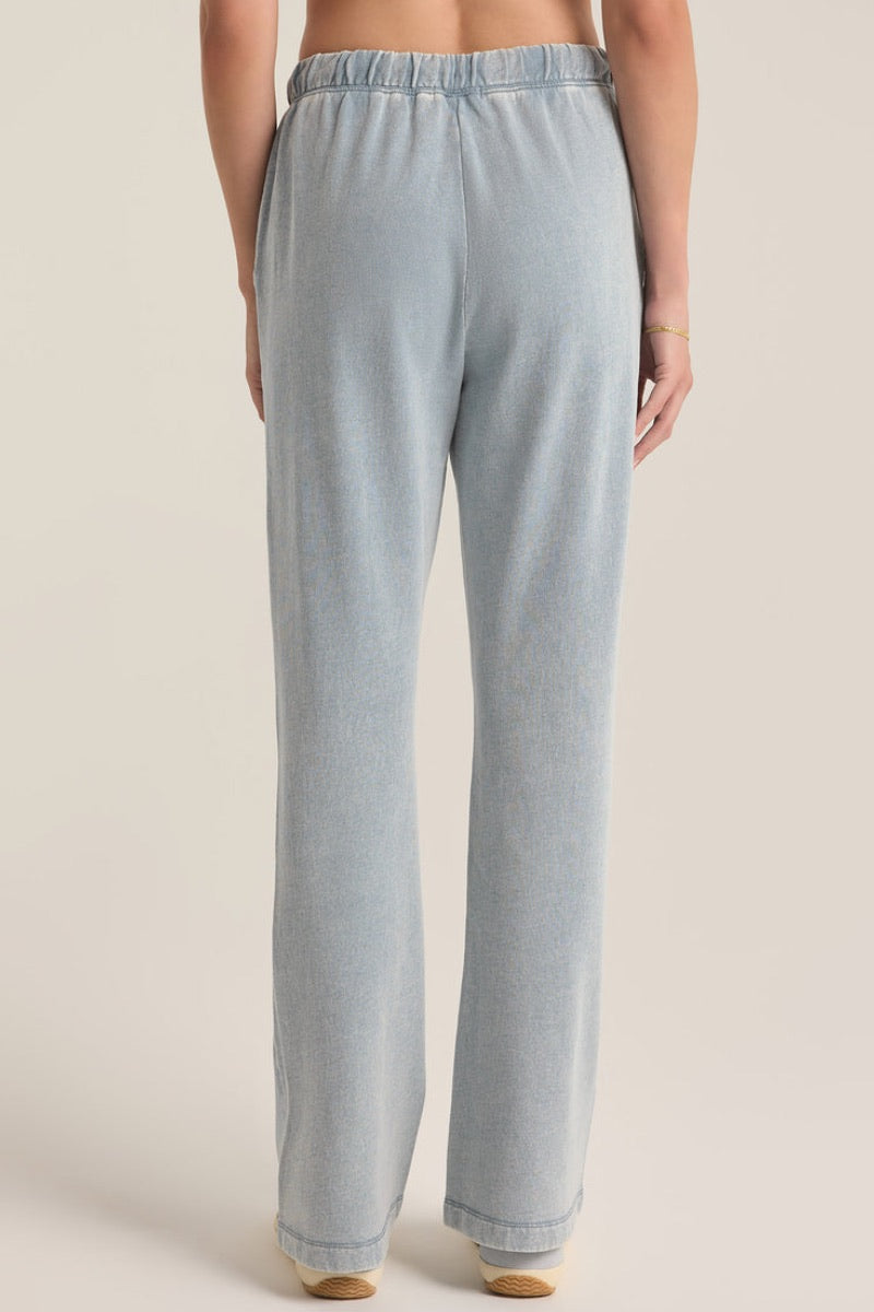 Z Supply - Hunter Knit Denim Pant in Washed Indigo