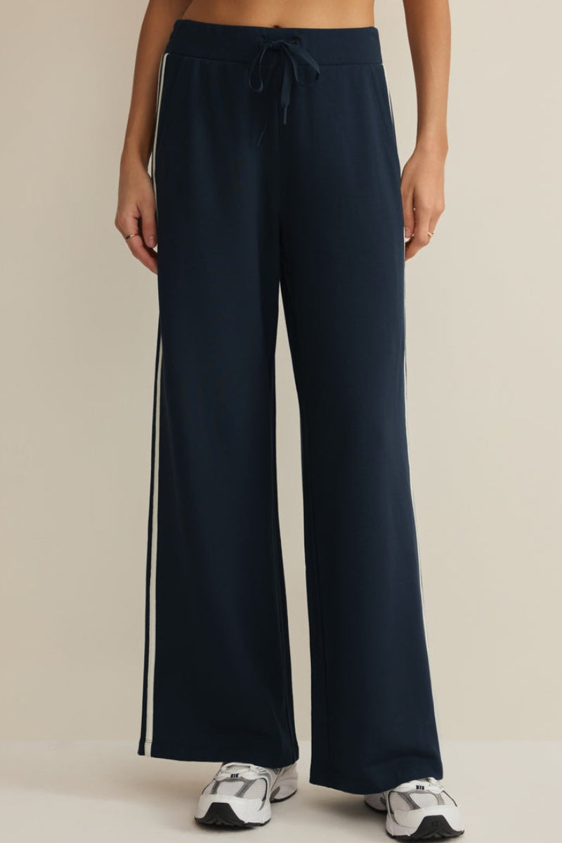 Z Supply - Layover Track Pants in Eclipse