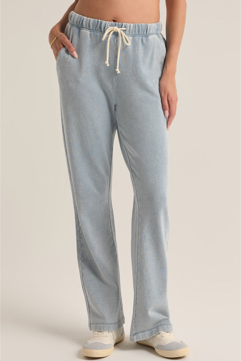 Z Supply - Hunter Knit Denim Pant in Washed Indigo