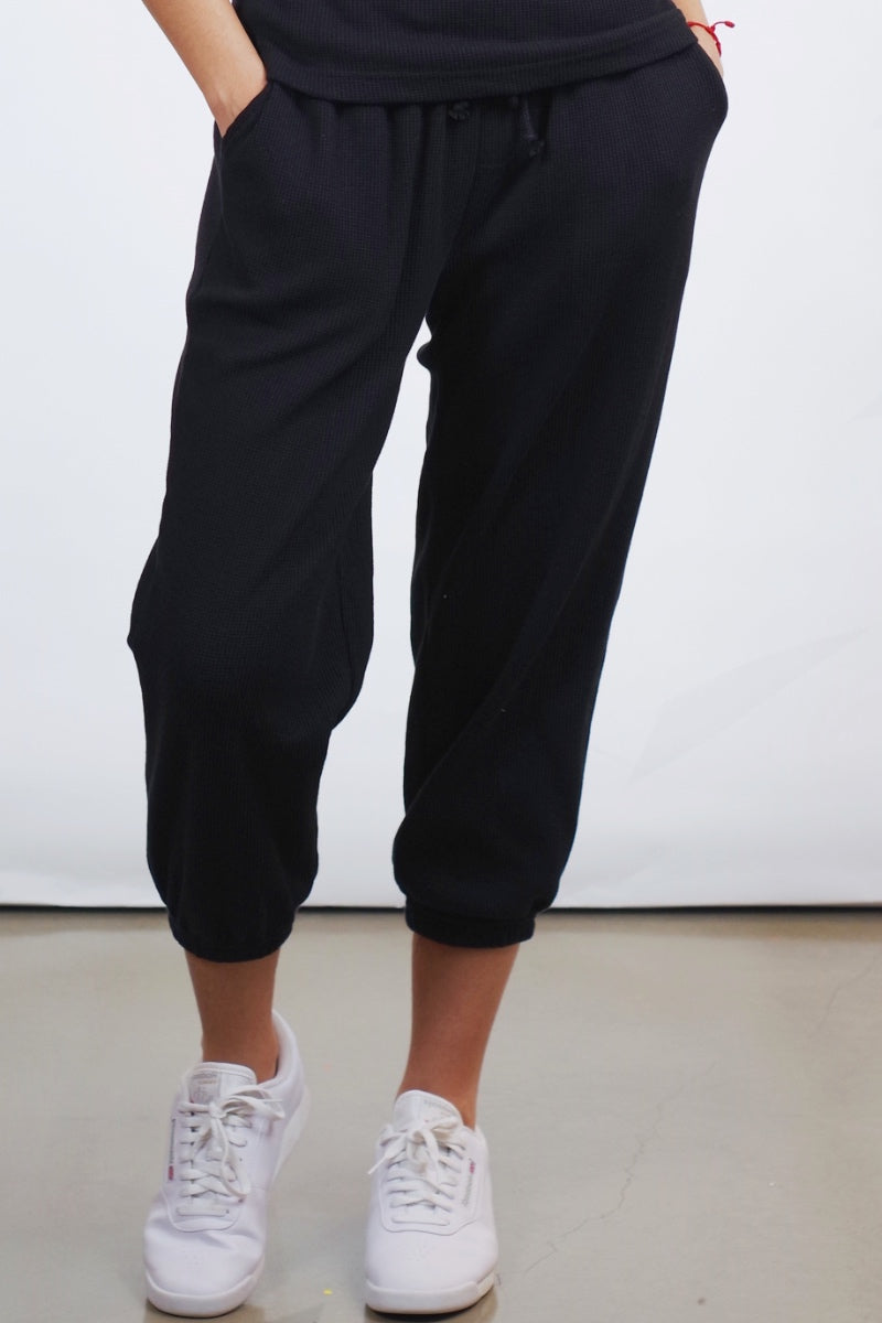 MBY6 - Lilly Cropped Knit Joggers in Black