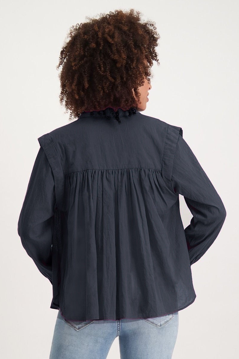 Circle of Trust - Agnus Blouse in Ombre Navy
