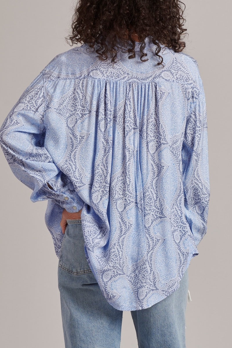 Heidi-Ho2 Splendid - Mackenzie Shirt in Chicory Paisley
