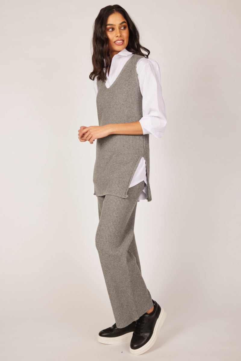 Pistache - Fine Knit Ribbed Ankle Pants in Grey