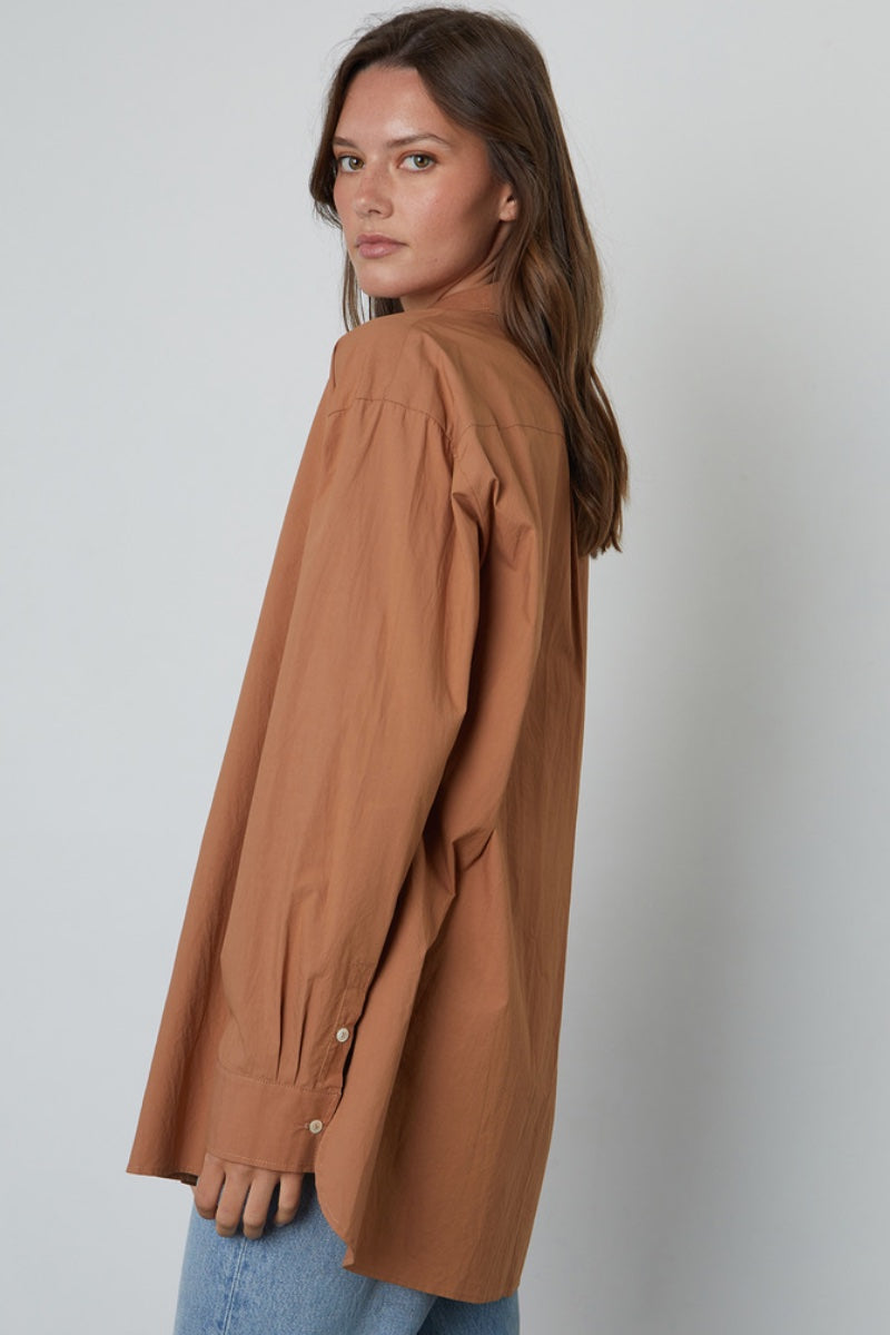 Velvet - Izabelle Cotton Shirting L/S Shirt in Camel